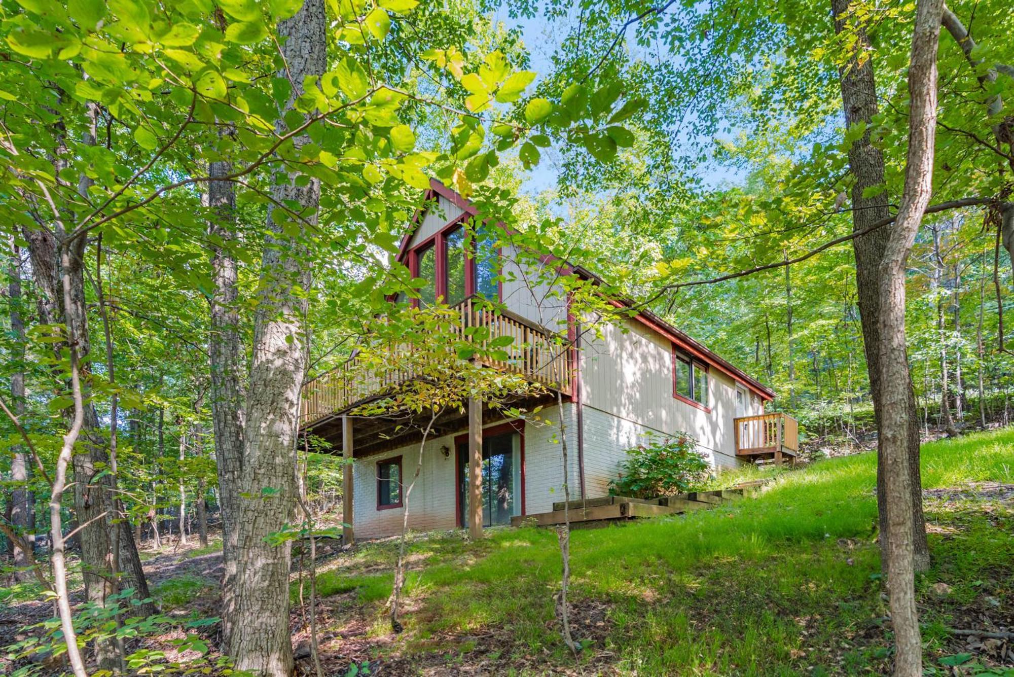 Modern Chalet Cabin W Hot Tub, Deck&Grill, & Wifi! Inwood Экстерьер фото