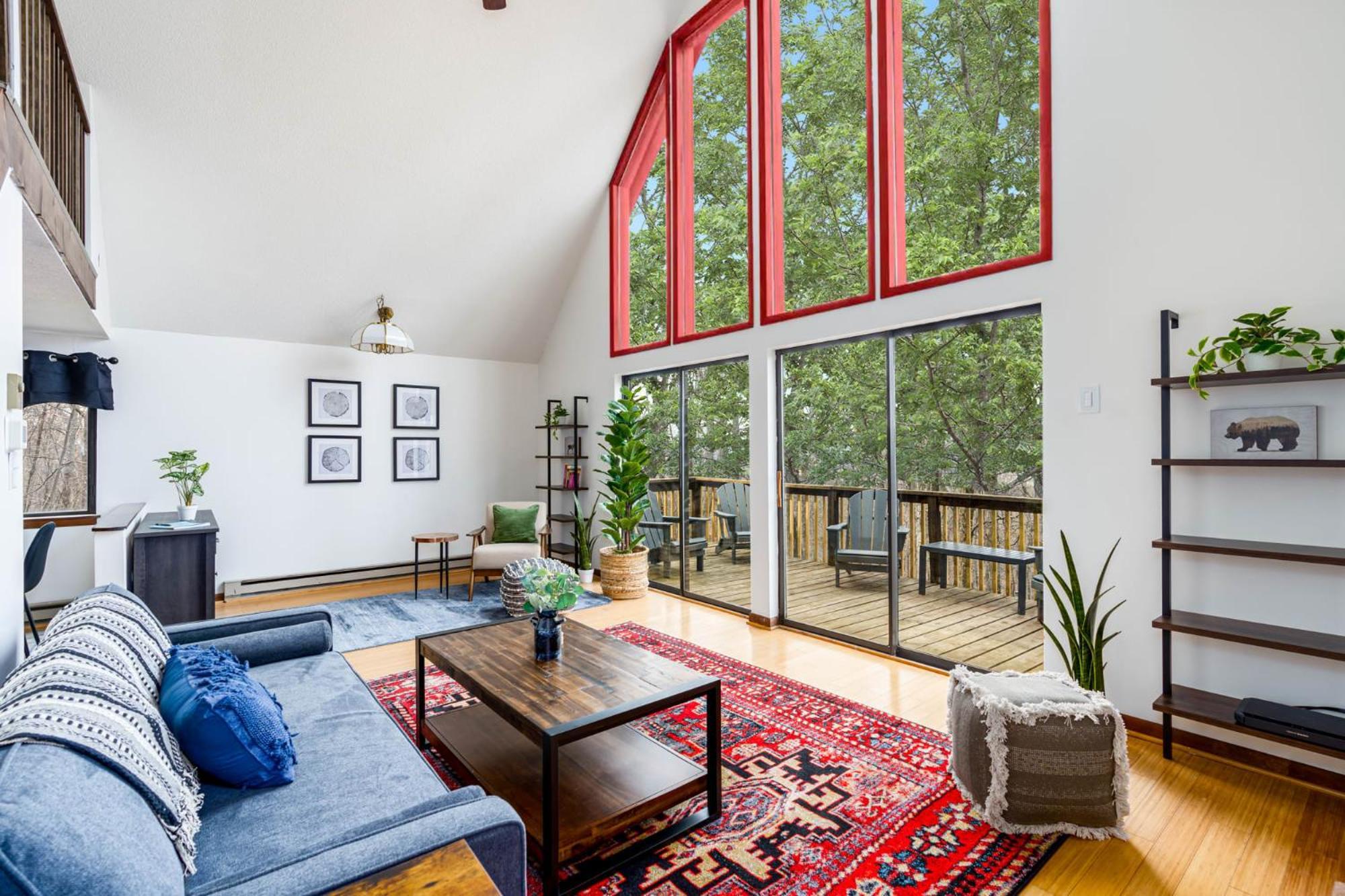 Modern Chalet Cabin W Hot Tub, Deck&Grill, & Wifi! Inwood Экстерьер фото