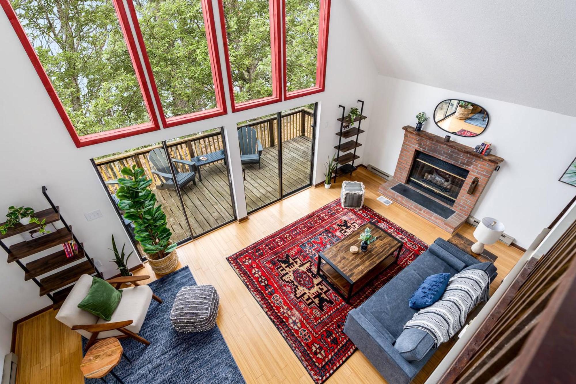 Modern Chalet Cabin W Hot Tub, Deck&Grill, & Wifi! Inwood Экстерьер фото